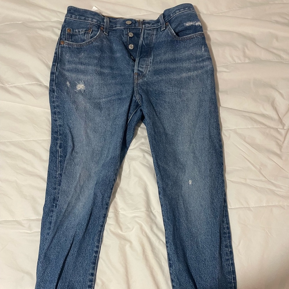 Levi’s premium 501s size 28